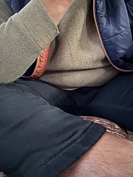 Snapshot of debu46 chatting on December 19, 9:18 am debu46 online show from December 19, 9:18 am