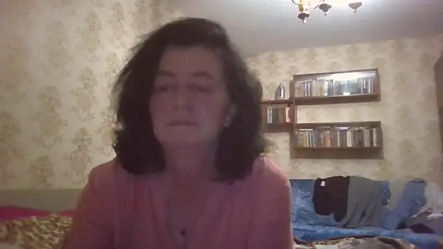 Snapshot of GypsiQueen2 chatting on July 17, 7:30 pm GypsiQueen2 online show from July 17, 7:30 pm