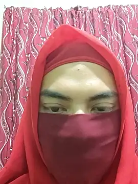 Snapshot of ElisyaHijabDoll chatting on January 8, 7:38 pm ElisyaHijabDoll online show from January 8, 7:38 pm
