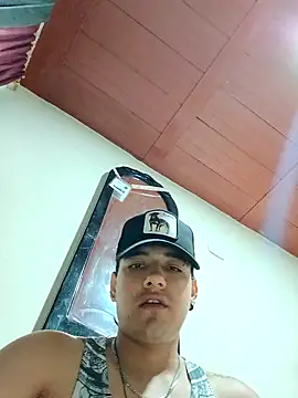 Snapshot of Triplex_Coolness chatting on September 12, 6:02 am Triplex Coolness online show from September 12, 6:02 am