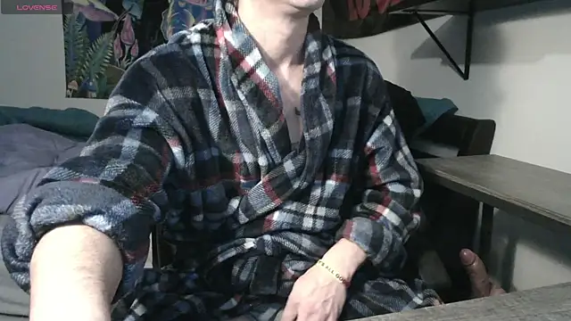 XxBobbyDigitalxX online show from December 21, 7:16 pm