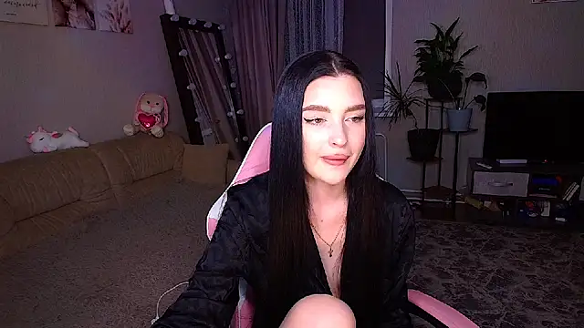   Malika   online show from October 31, 3:35 pm