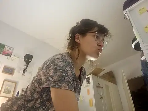 LinaWinter online show from September 10, 7:25 pm