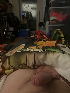 Snapshot of David19932908 chatting on October 18, 8:20 pm David19932908 online show from October 18, 8:20 pm