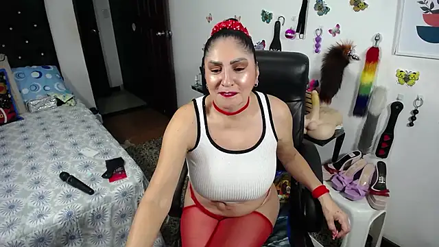 mature bigboobs10 online show from December 2, 3:56 am