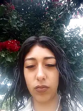 Snapshot of Scarlet_wd18 chatting on February 14, 5:25 pm Scarlet wd18 online show from February 14, 5:25 pm