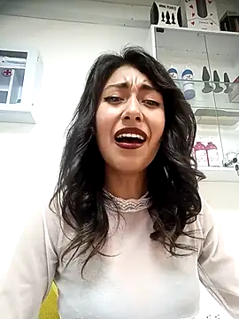 Snapshot of Scarlet_wd18 chatting on March 18, 2:36 am Scarlet wd18 online show from March 18, 2:36 am