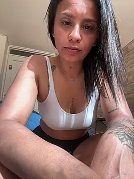 J loren online show from February 27, 8:31 pm