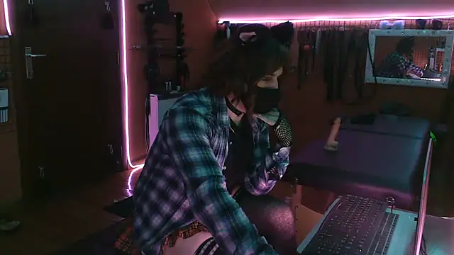 Ginny-the-bdsm-nympho online show from March 15, 6:14 pm