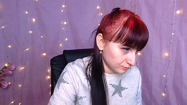 NinaFlawlees online show from March 11, 12:44 pm