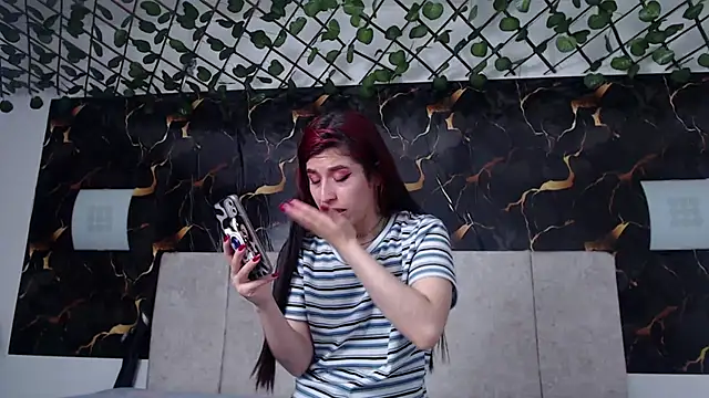 adriscute online show from May 8, 3:45 am