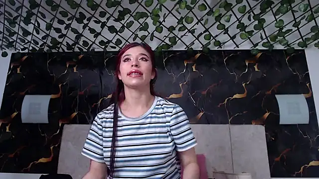 adriscute online show from May 9, 2:06 am