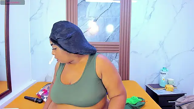 HannyMansonh online show from October 22, 4:02 am