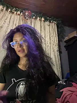 Snapshot of Hathorlove chatting on February 8, 11:13 pm Hathorlove online show from February 8, 11:13 pm