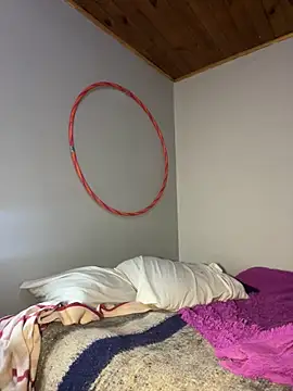 Snapshot of Hathorlove chatting on February 17, 7:37 am Hathorlove online show from February 17, 7:37 am