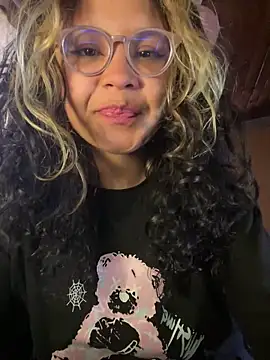 Snapshot of Hathorlove chatting on September 13, 5:46 pm Hathorlove online show from September 13, 5:46 pm