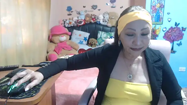 milfeddy  online show from February 1, 7:45 pm