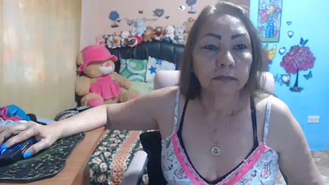 Snapshot of milfeddy_ chatting on April 26, 11:52 am milfeddy online show from April 26, 11:52 am