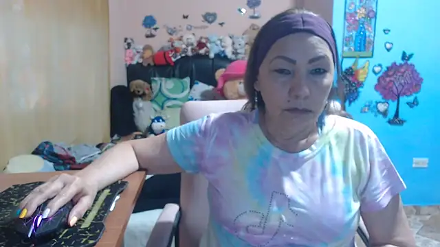Snapshot of milfeddy_ chatting on May 9, 11:59 am milfeddy online show from May 9, 11:59 am