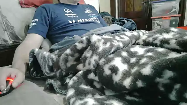 Snapshot of messi_syssy chatting on May 23, 3:23 am messi syssy online show from May 23, 3:23 am