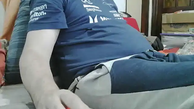 Snapshot of messi_syssy chatting on May 29, 8:34 am messi syssy online show from May 29, 8:34 am