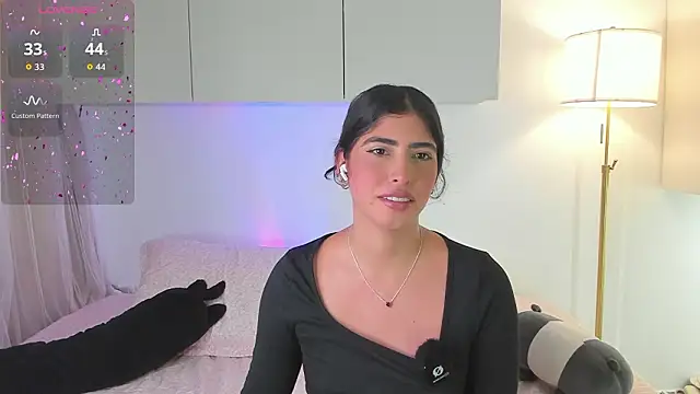 Gaby zahir  online show from February 24, 6:17 pm