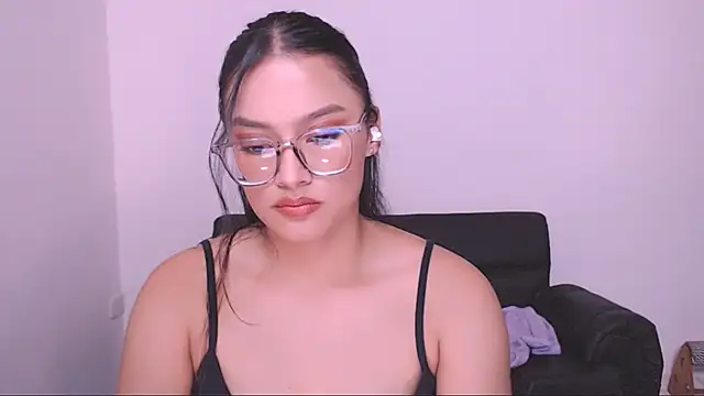 Snapshot of 1eve_rox chatting on January 25, 3:09 am 1eve rox online show from January 25, 3:09 am