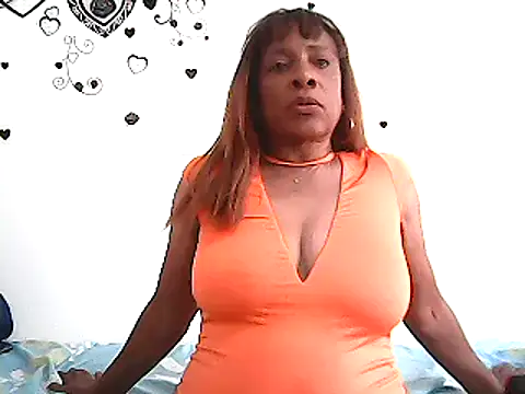 Snapshot of RoosePaarker chatting on February 23, 8:11 pm RoosePaarker online show from February 23, 8:11 pm