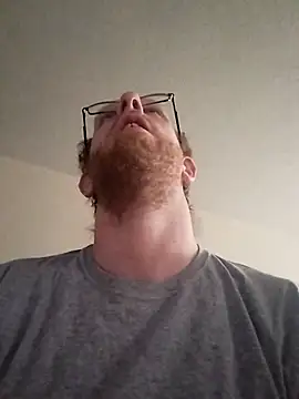 Snapshot of TaylorBlaze chatting on December 31, 1:30 pm TaylorBlaze online show from December 31, 1:30 pm