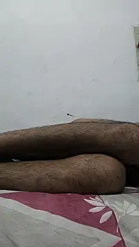 Snapshot of Im_Aryan chatting on April 18, 7:29 pm Im Aryan online show from April 18, 7:29 pm