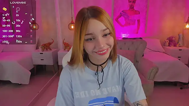 Snapshot of LITTLE-VIVI chatting on March 6, 3:24 am LITTLE-VIVI online show from March 6, 3:24 am