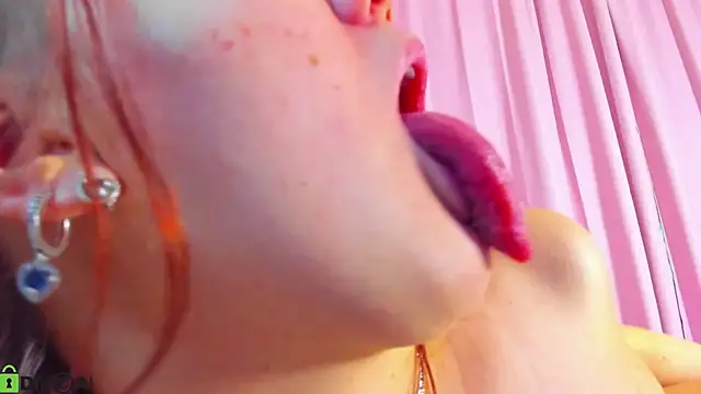 Fera1 Berry online show from February 3, 6:40 am