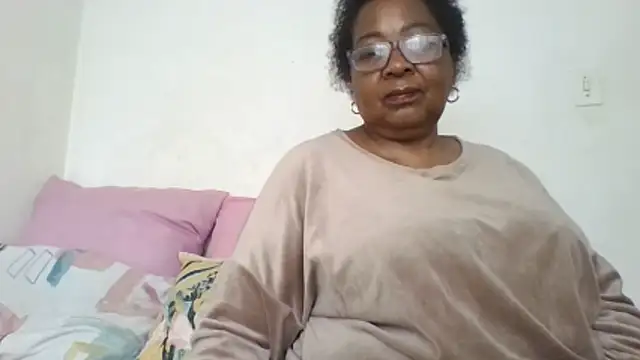 KinkyRicoSaisyours online show from June 14, 7:10 am