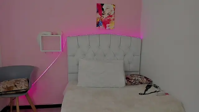 18candys online show from February 20, 10:21 pm