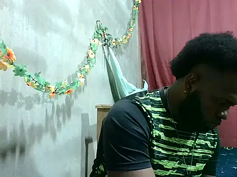 2ocmaxi online show from March 14, 3:39 pm