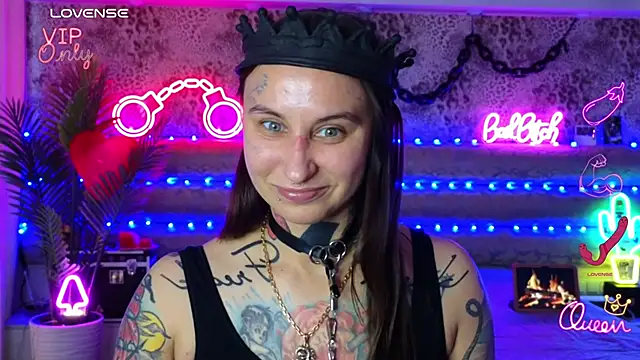 Cool Freak  online show from February 27, 10:37 am