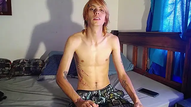 Snapshot of Twink_Temptation chatting on May 17, 5:20 pm Twink Temptation online show from May 17, 5:20 pm