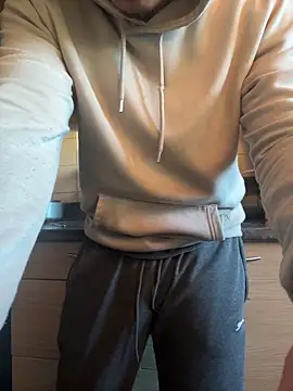 Snapshot of bigbrown- chatting on February 2, 4:11 pm bigbrown- online show from February 2, 4:11 pm