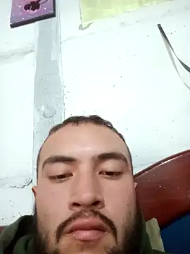 Snapshot of Stiven088 chatting on December 4, 4:16 pm Stiven088 online show from December 4, 4:16 pm