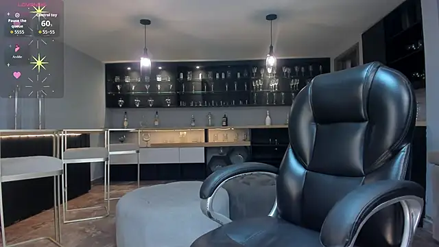 RenataReyes online show from March 13, 8:15 pm