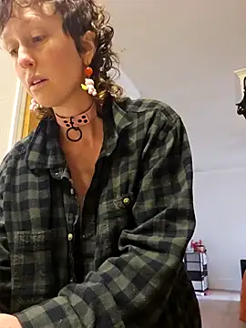 mossy kiss online show from February 2, 3:28 pm