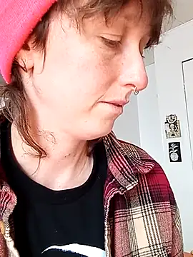 mossy kiss online show from February 13, 3:46 pm