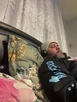 Cristian-Brayan online show from February 13, 6:15 pm