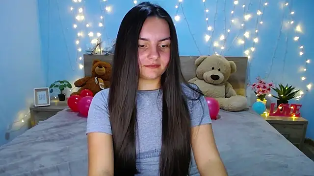 Snapshot of JasmineAsha chatting on January 17, 4:57 pm JasmineAsha online show from January 17, 4:57 pm