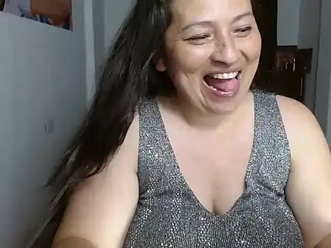Snapshot of Victoriaevans1 chatting on May 26, 6:37 pm Victoriaevans1 online show from May 26, 6:37 pm