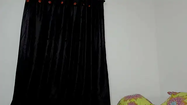 Snapshot of hot-baby_dirty chatting on June 7, 2:05 am hot-baby dirty online show from June 7, 2:05 am
