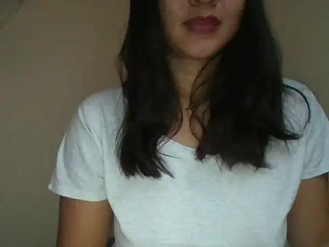 Snapshot of _smiling4u_ chatting on May 25, 7:47 am smiling4u online show from May 25, 7:47 am