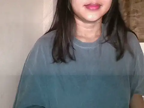 Snapshot of _smiling4u_ chatting on July 17, 5:40 pm smiling4u online show from July 17, 5:40 pm