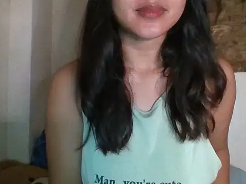 Snapshot of _smiling4u_ chatting on July 29, 3:32 pm smiling4u online show from July 29, 3:32 pm