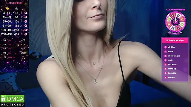 Snapshot of AliceSporty chatting on April 28, 10:15 pm AliceSporty online show from April 28, 10:15 pm